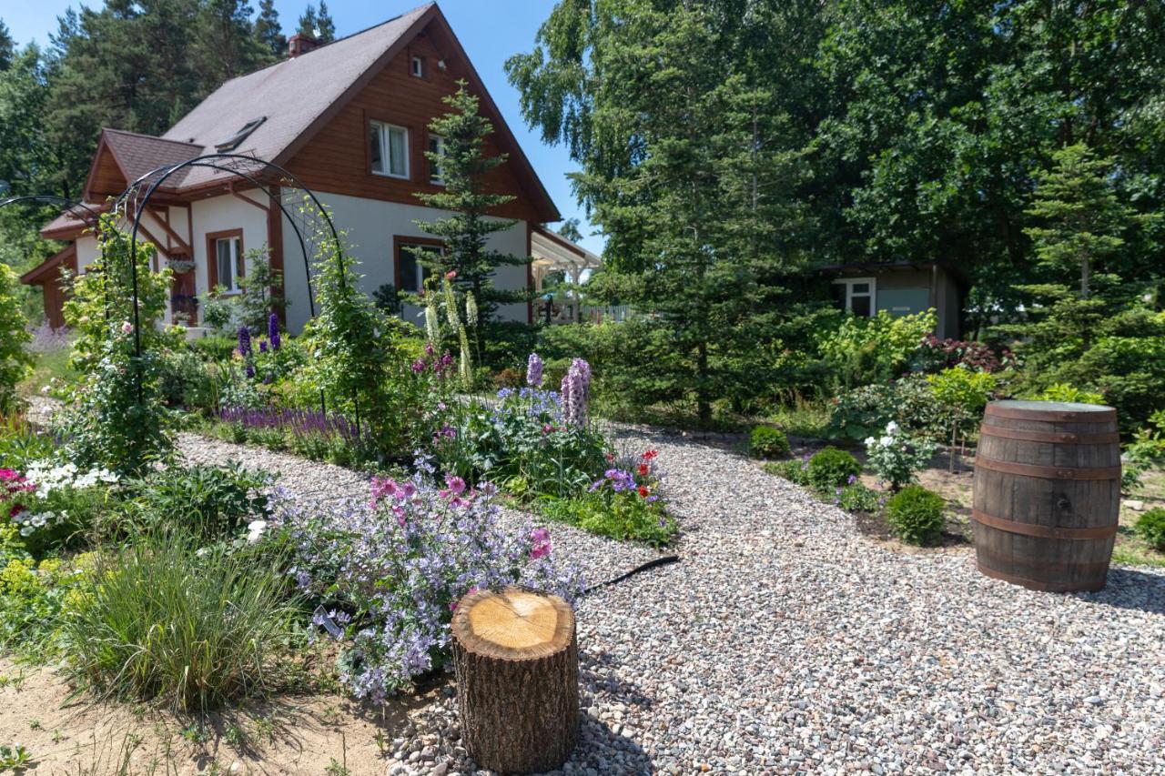 Cottage On The Hill Kielno Екстер'єр фото